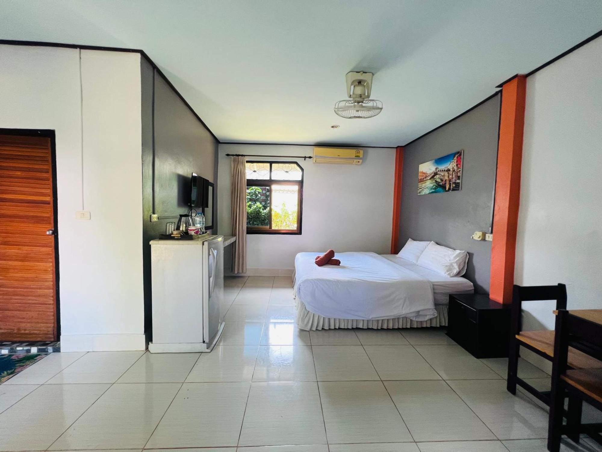 Prukrom Lanta Guesthouse Ko Lanta Eksteriør billede