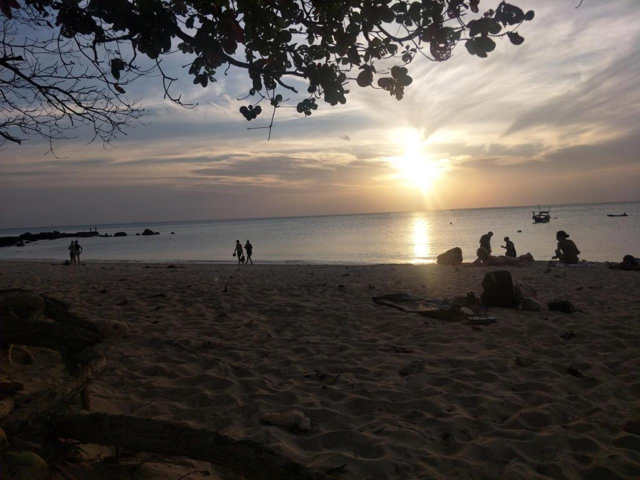Prukrom Lanta Guesthouse Ko Lanta Eksteriør billede